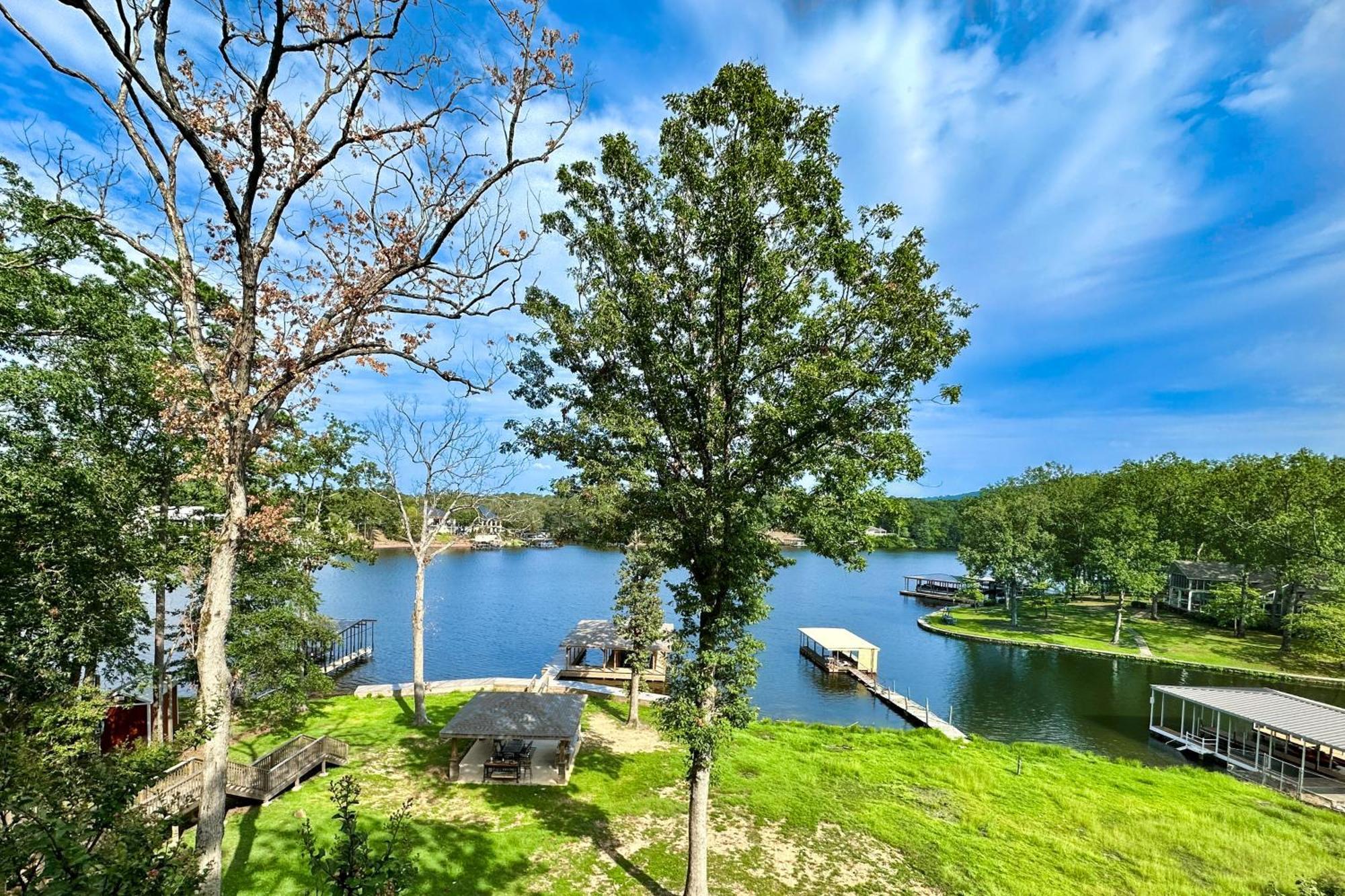 The Silverwood Lake Hamilton Exterior photo